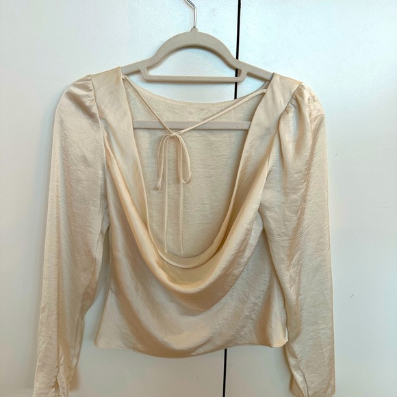 Wilfred Villeroy Satin Blouse - Light Birch (XXS) - Picture 4 of 4